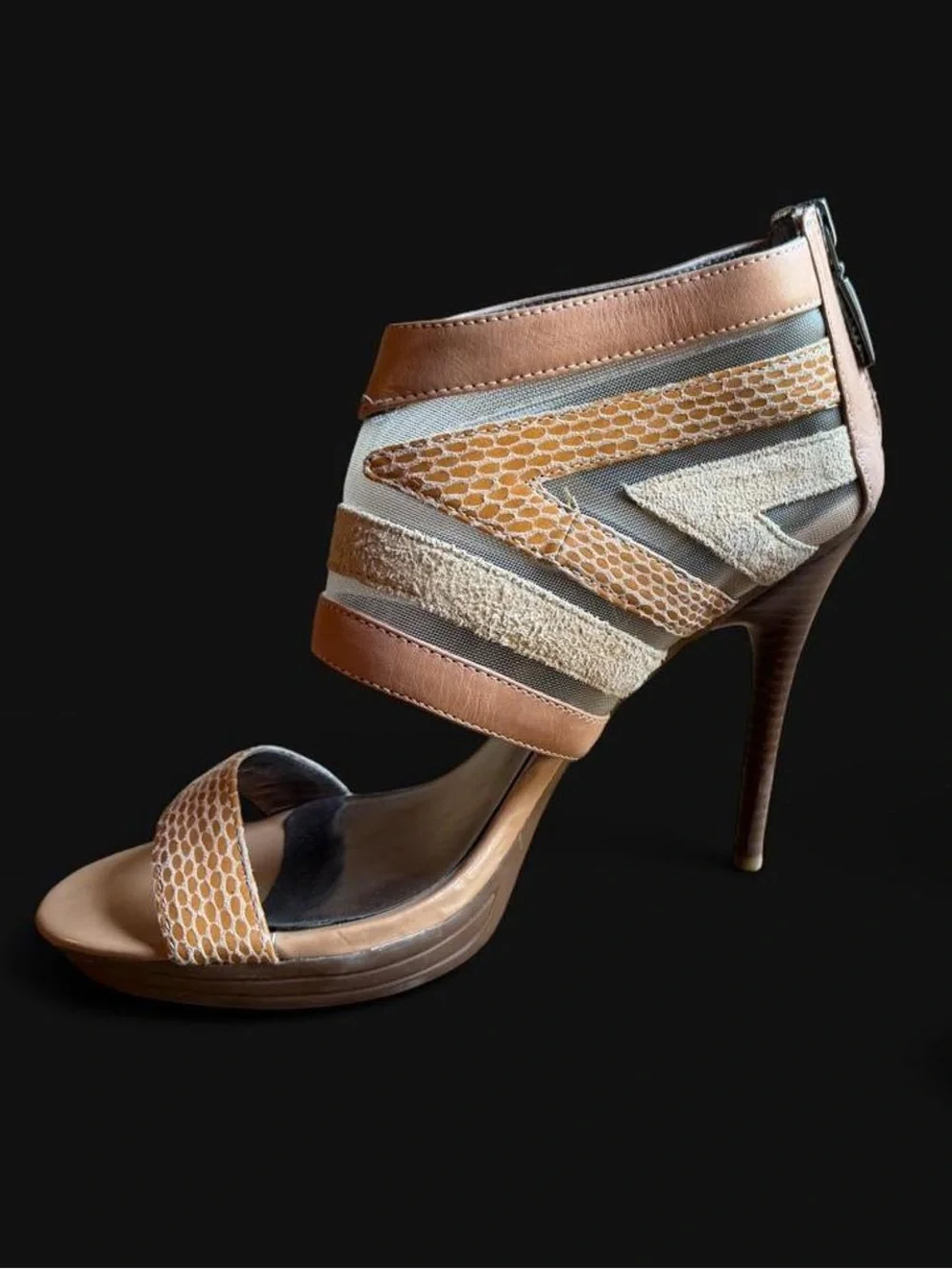 DKNY Sasha suede leather snakeskin strappy taupe beige High Heel Sandals 7.5